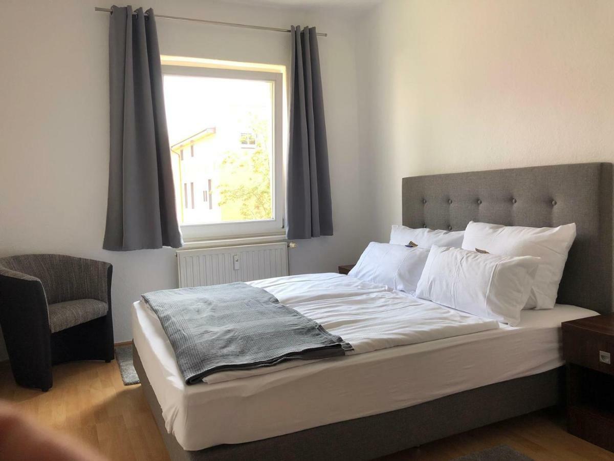 Viadrina Rooms & Apartments Frankfurt-Oder Am Park Im Zentrum Frankfurt  Esterno foto